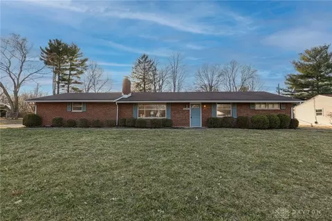 5861 Freeman Rd, Washington Township, OH 45459