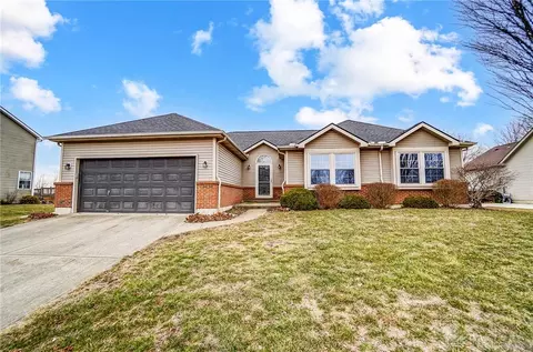 539 Caleb Dr, Brookville, OH 45309