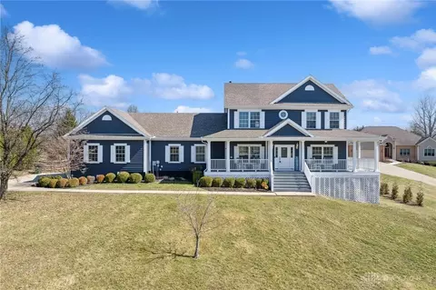 7152 Quarterhorse Dr, Springboro, OH 45066