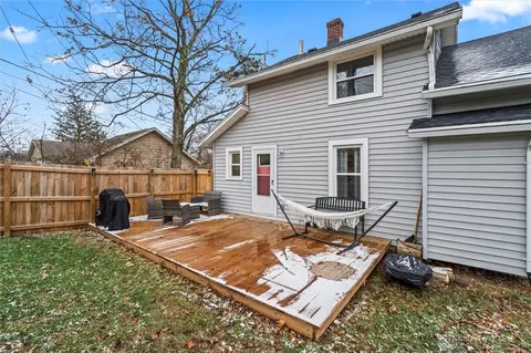 Exterior - 1485 Southlyn Dr, Kettering, OH 45409 photo 9 of 11