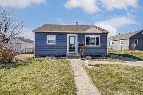 Exterior - 903 Eastmoor Dr, Springfield, OH 45505 photo 2 of 9