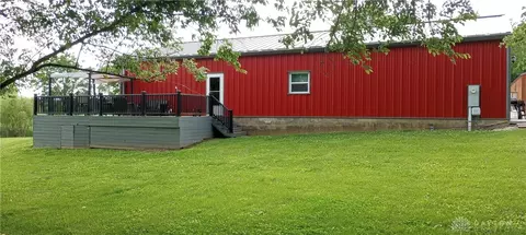 5104 Pundt Rd, Lewisburg, OH 45338