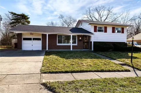 3686 Hermosa Dr, Dayton, OH 45416