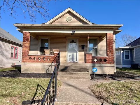 221 Harrison St, Middletown, OH 45042