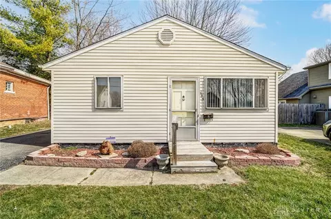 899 Chestnut St, Xenia, OH 45385