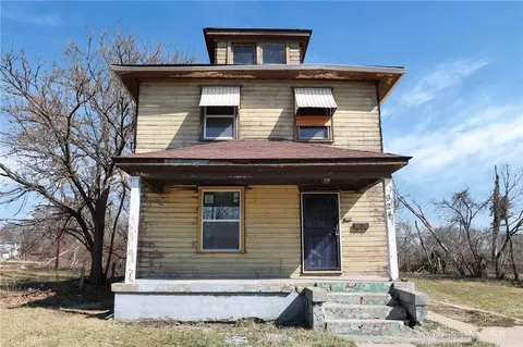 924 Vernon Dr, Dayton, OH 45402