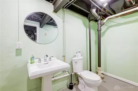 Bath - 332 Lewiston Rd, Kettering, OH 45429 photo 6 of 6