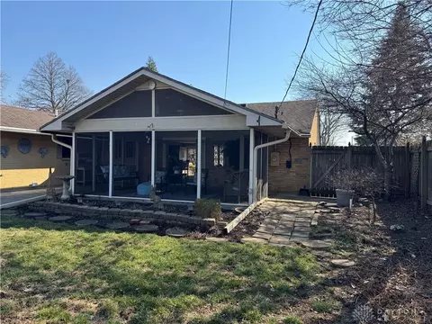 1749 W Stroop Rd, Kettering, OH 45439 photo 13