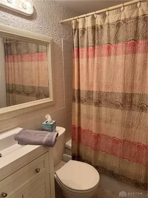 1749 W Stroop Rd, Kettering, OH 45439 photo 23