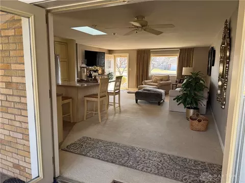 1749 W Stroop Rd, Kettering, OH 45439 photo 16