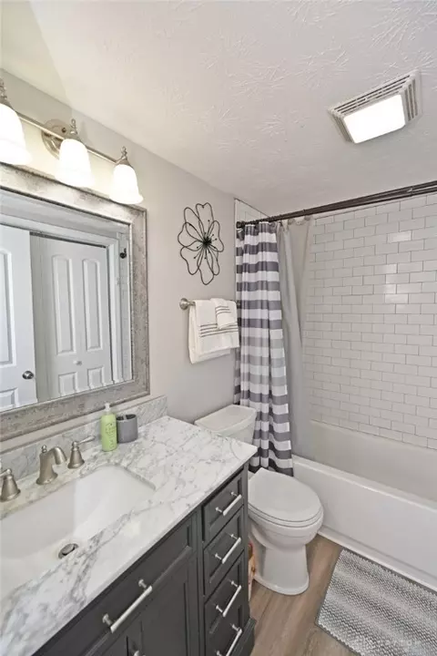 Bath - 5259 Salem Rd, Morrow, OH 45152 photo 1 of 2