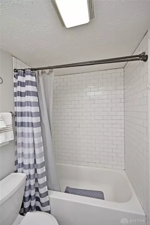 Bath - 5259 Salem Rd, Morrow, OH 45152 photo 2 of 2