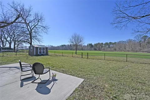 Exterior - 5259 Salem Rd, Morrow, OH 45152 photo 6 of 13