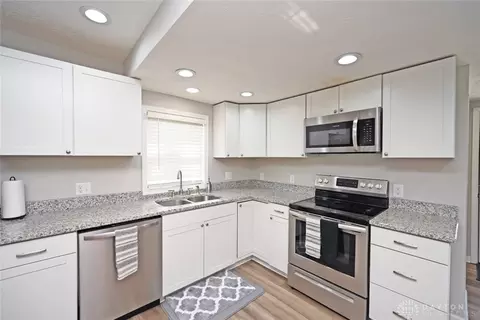 Kitchen - 5259 Salem Rd, Morrow, OH 45152 photo 3 of 3