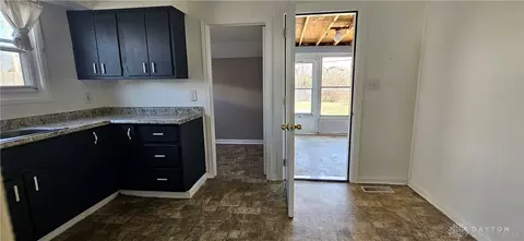 2412 Edenhill Ave, Kettering, OH 45420 photo 7