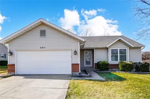 381 Mollie Dr, Hamilton, OH 45013