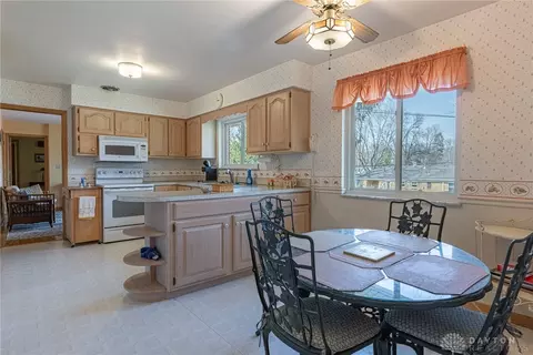 Kitchen - 261 Snow Hill Ave, Kettering, OH 45429 photo 1 of 4