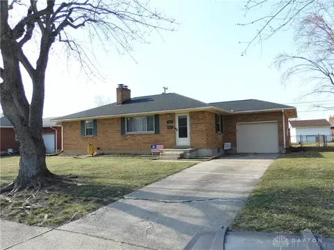 629 E Pease Ave, West Carrollton, OH 45449