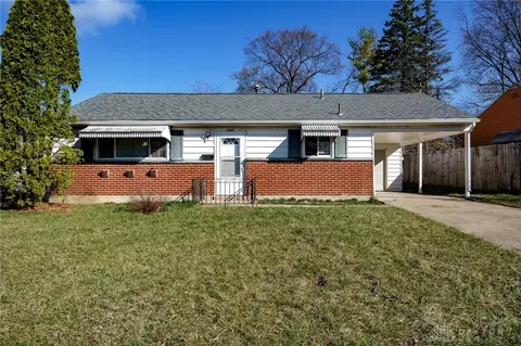 5027 Hackett Dr, Dayton, OH 45417