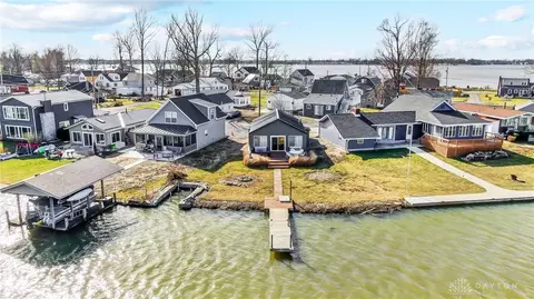 7748 Walnut St, Russells Point, OH 43348
