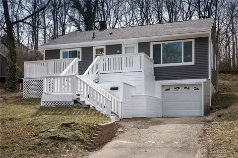10 Elmview Cir, Dayton, OH 45449