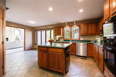 10067 Settlement House Rd, Washington Township, OH 45458 photo 23