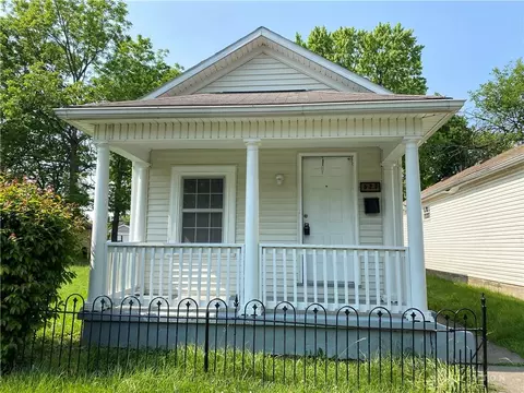 527 Dakota St, Dayton, OH 45402