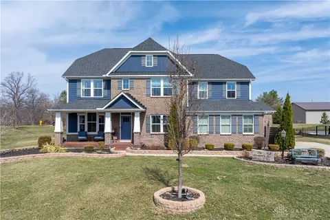 3986 Oak Creek Dr, Dayton, OH 45440