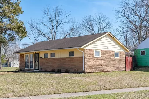 1310 Honeybee Dr, Dayton, OH 45417