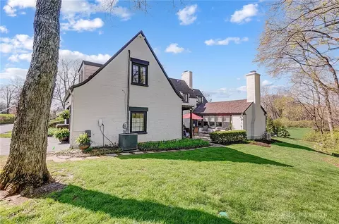 Exterior - 439 Glenridge Rd, Kettering, OH 45429 photo 9 of 12