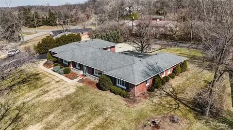3100 Blossom Heath Rd, Kettering, OH 45419 photo 2