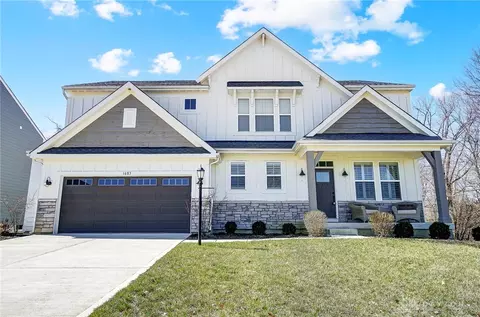1685 Ardennes Oak Dr, Sugarcreek Township, OH 45305