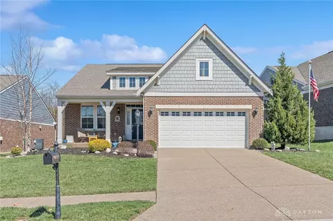 5238 Renaissance Park Dr, Franklin, OH 45005