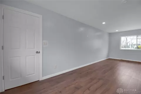 Living - 683 Tyson Ave, Dayton, OH 45417 photo 3 of 4