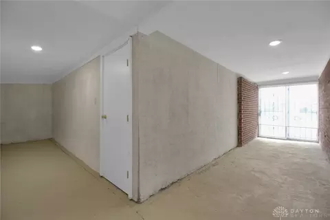Entry Way - 683 Tyson Ave, Dayton, OH 45417 photo 1 of 2