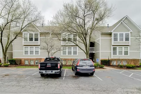 124 Highridge Ct, Fairfield, OH 45014