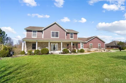5176 Thomas Dr, Waynesville, OH 45068