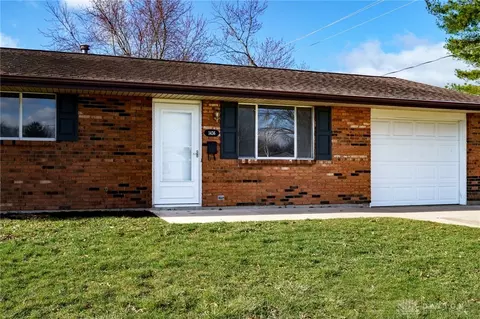 1436 Commonwealth Dr, Xenia, OH 45385