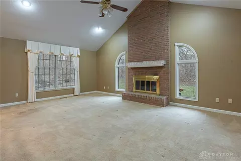 4285 Autumn Creek Dr, Springfield, OH 45504 photo 6