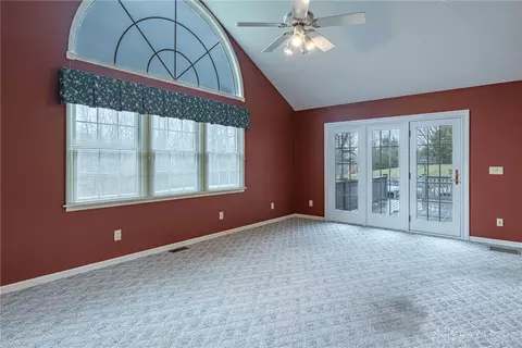 4285 Autumn Creek Dr, Springfield, OH 45504 photo 9