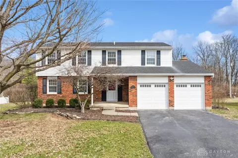 2474 Coldsprings Dr, Dayton, OH 45434