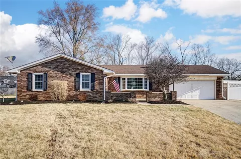 2575 Rosewood Dr, Troy, OH 45373