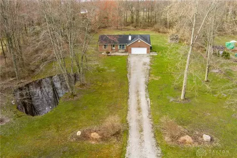 6577 Joellen Dr, Goshen, OH 45122