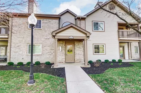 1630 Piper Ln #104, Centerville, OH 45440