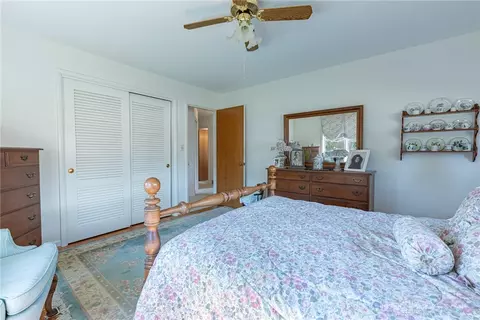 Bedroom - 238 Marchester Dr, Kettering, OH 45429 photo 4 of 4
