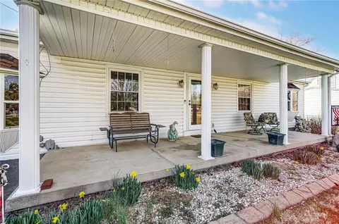 515 W Possum Rd, Springfield, OH 45506 photo 4