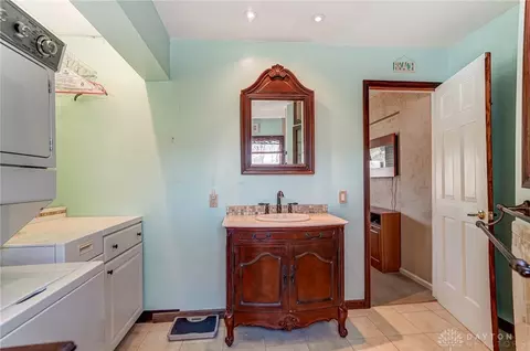515 W Possum Rd, Springfield, OH 45506 photo 26