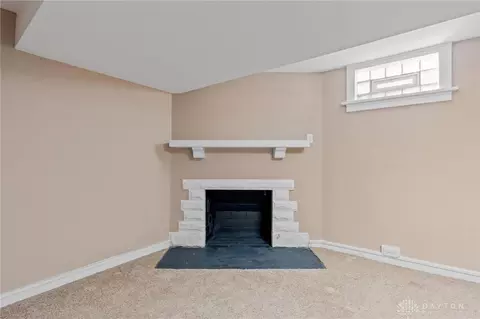 Living - 141 Napoleon Dr, Kettering, OH 45429 photo 11 of 11