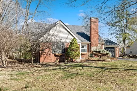 Exterior - 141 Napoleon Dr, Kettering, OH 45429 photo 2 of 9