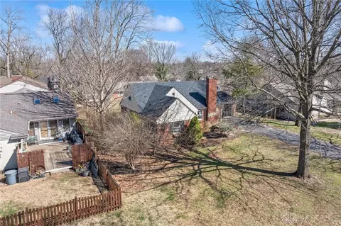 Exterior - 141 Napoleon Dr, Kettering, OH 45429 photo 9 of 9